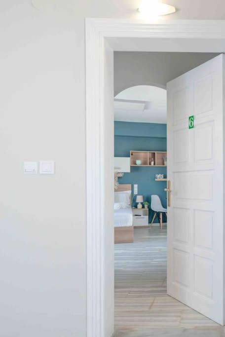 Penthouse Studio In Centre With Seaview Heraklion  Екстер'єр фото